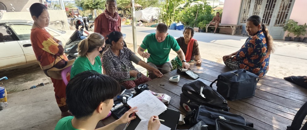 Geld inzamelen | Geld inzamelen medicijne voor cambodja | Doneeractie