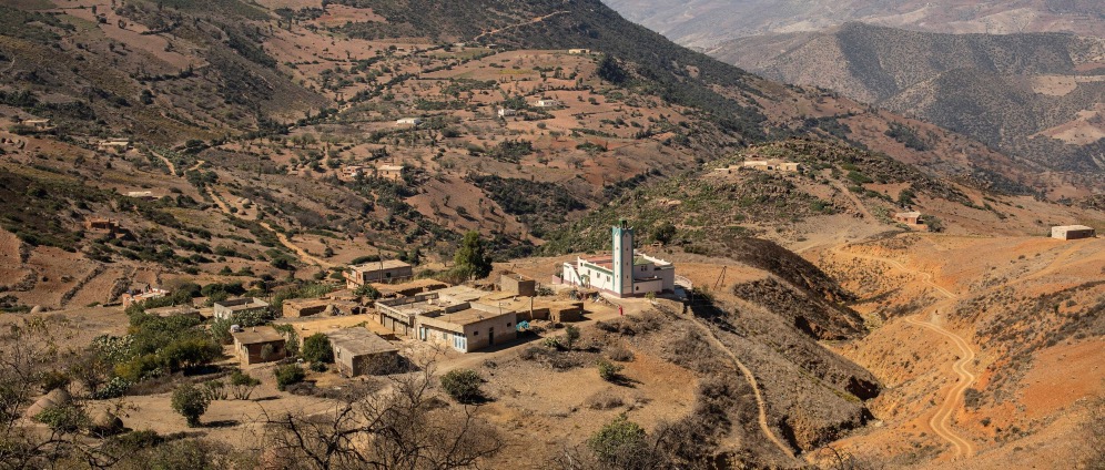 Geld inzamelen | Help een blinde man aan water en licht | Doneeractie