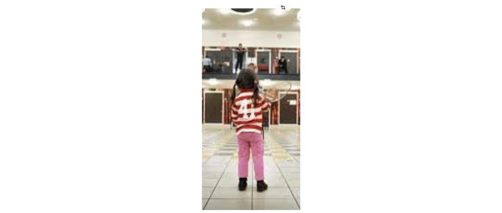 Geld inzamelen | Ik zag laatst een meisje van 6 wiens vader al jaren vastzit. Zij straalde pas weer toen we het over pretparken hadden. | Doneeractie