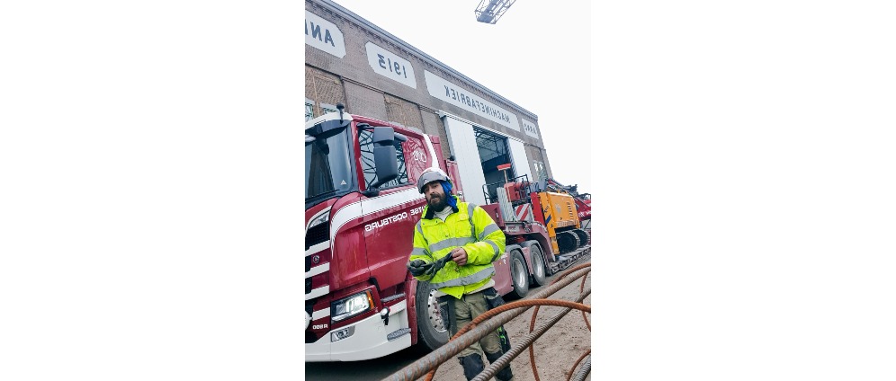 Geld inzamelen | Help mij terug te keren naar Syrië en een nieuwe start te maken met mijn | Doneeractie