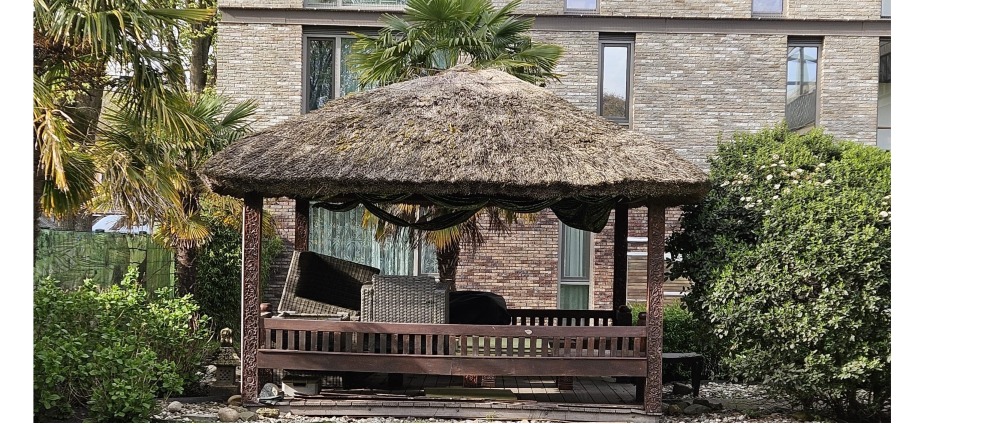 Geld inzamelen | Help mee ons geliefde Oosterse prieel weer te laten stralen | Doneeractie