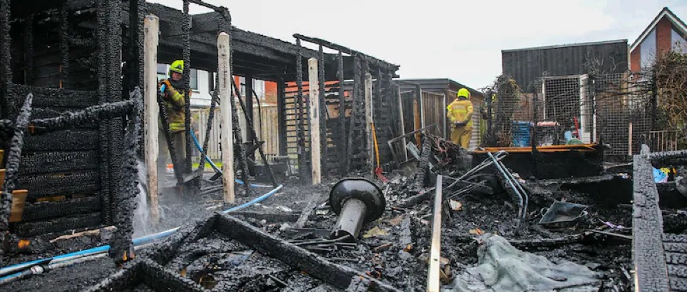 Geld inzamelen | Help de buurt voor nieuwe schuren | Doneeractie