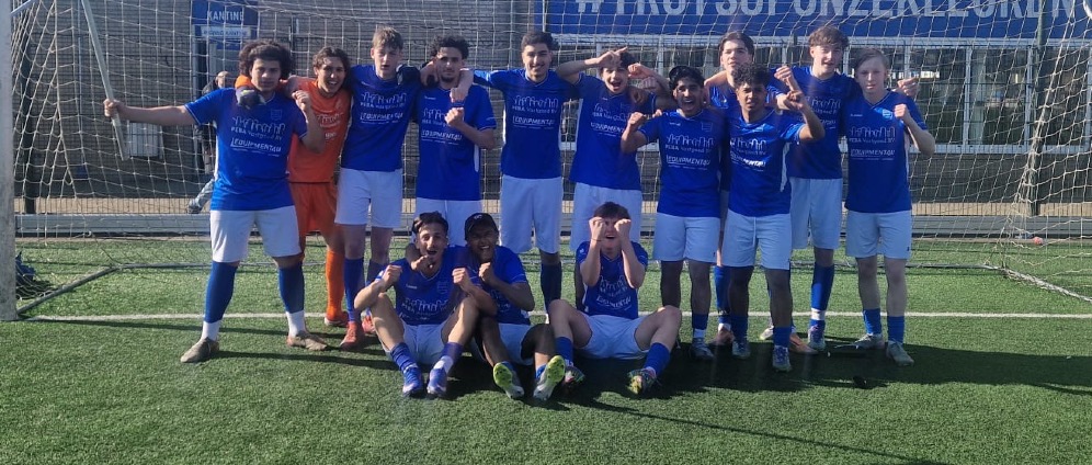 Geld inzamelen | Inzamelingsactie busreis halve finale JO17 1 | Doneeractie