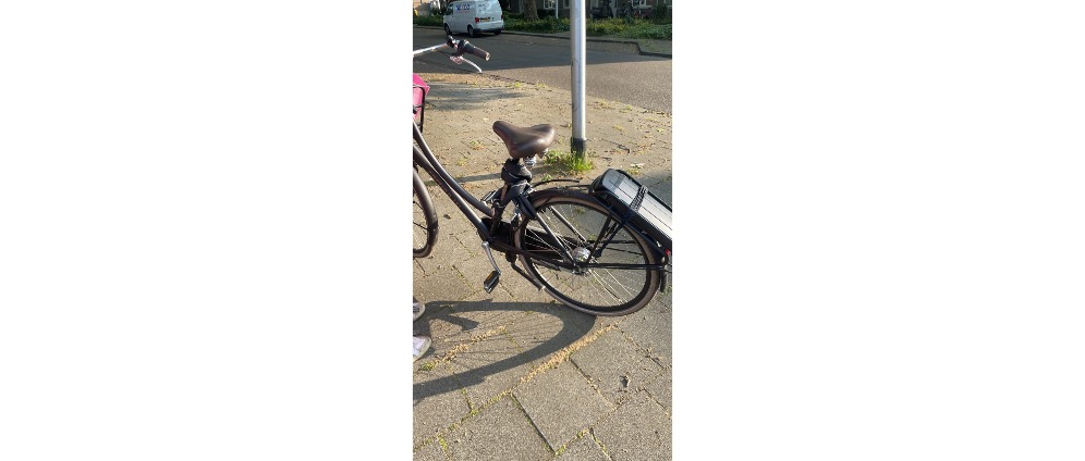 Geld inzamelen | Ik ben aangereden en me fiets is helemaal kapot | Doneeractie