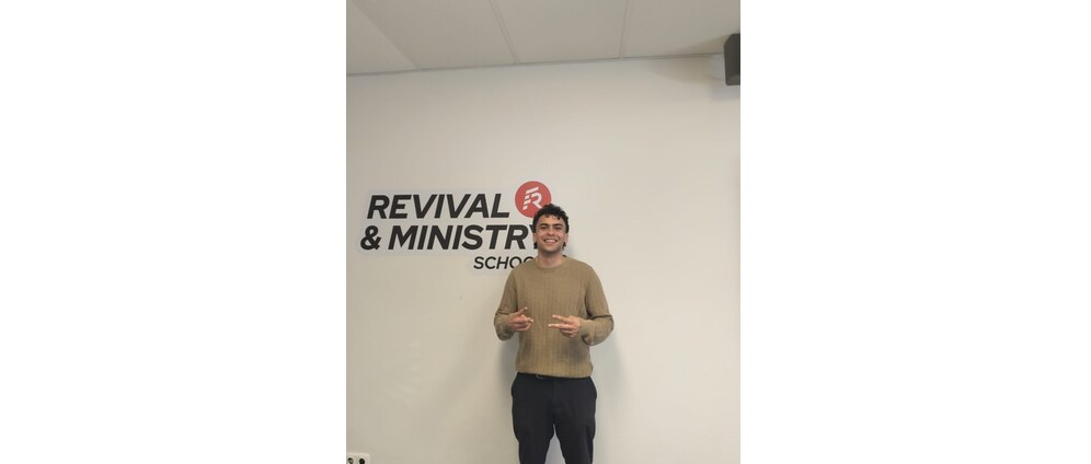 Geld inzamelen | Revival and Ministry school | Doneeractie