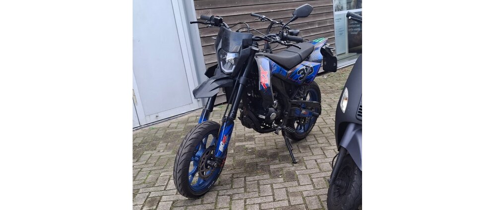 Geld inzamelen | Help mij op weg met een schakelbrommer | Doneeractie