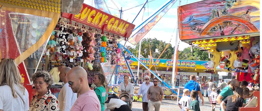 Geld inzamelen | Steun Kermis Dommelen | Doneeractie